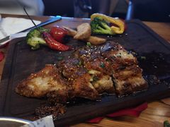 -埠口精酿夜景餐酒吧· BREWPORT BISTRO(长嘉汇重庆之眼店)