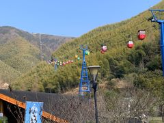 -浙东第一尖雪山欢乐谷