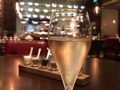 -恰餐厅及酒吧 CHAR Bar & Grill (北京丽都皇冠假日店)