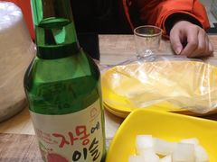 -BHC炸鸡(明洞总店)