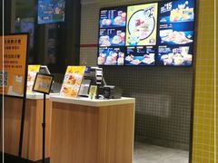-麦当劳(普陀香溢花城店)