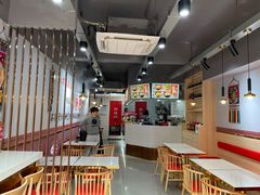 -回味碗土家洋芋饭(财信城市国际店)