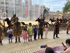 -七彩云南欢乐世界