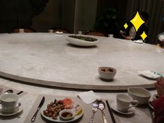 包厢-顺德联塑万怡酒店·万荟轩自助餐厅