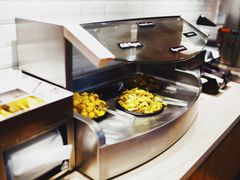 -The Habit Burger Grill 哈比特汉堡(爱琴海店)