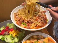 泡椒鱼杂手擀面-老板恋上鱼(印象城店)