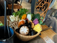 -湊湊火锅·茶憩(南京东路悦荟店)