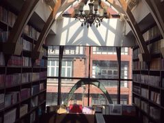 iphone_upload_pic-钟书阁(松江泰晤士小镇店)