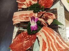 -明洞阿姨·韩式酱蟹烤肉·创意料理(三元桥店)