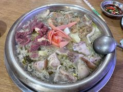 -泸州酸菜豆花火锅川师店