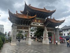 -桥香园云南过桥米线(金马碧鸡店)