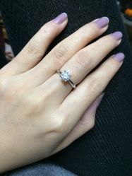 -威德钻石-克拉钻大本营(南京东路店)