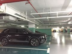 -上海皇廷世际酒店-地下停车场