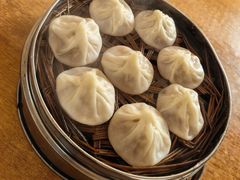 -老字号眼镜子煎包汤包店