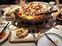 -鸣记脆皮烤鱼·海鲜烤鱼(三八广场店)