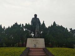景点-荔枝公园-小平画像广场