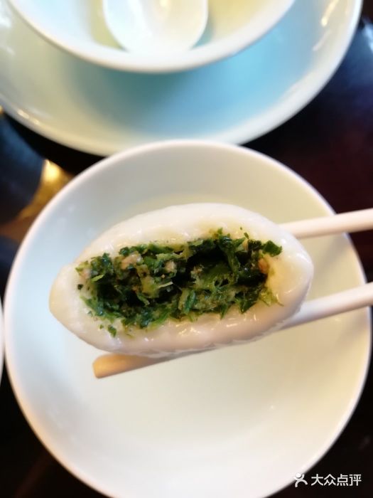 上海本地菜肉汤圆图片