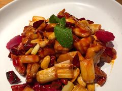 马仕金牌肥肠煲-马仕玖煲·融合菜·酥不腻烤鸭(人大店)