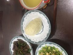 -鲸育宝宝月嫂(徐汇店)