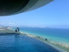 -海棠湾仁恒皇冠度假酒店-270°海景餐厅