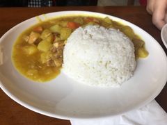 咖喱鸡肉饭-梦旅人咖啡馆快餐(成府路北河沿小区店)