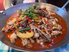 -昱龙大盆牛蛙馆(三兴街总店)