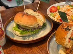 -龙治汉堡(中华城店)