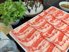 -鲜入唯煮·港式海鲜牛肉火锅(金宝街店)