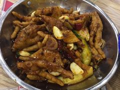 -江城燕子大排档(江汉路步行街店)