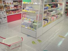 -好特卖HotMaxx(杭州滨江宝龙城店)