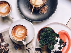 -Rabbit Cafe私房西餐甜点咖啡(栖霞路店)