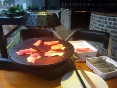 -韩烧里烧肉啤酒馆(大唐西市店)