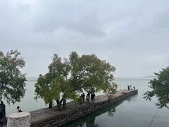 -麓舍全景太湖温泉别墅团建拓展会议亲子