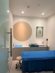 -More摩尔医美の注射线雕光电中心