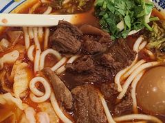 -鑫花溪牛肉米粉(东环大润发店)