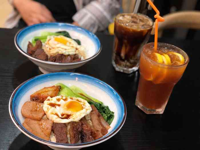 喜瑞冰室(城市广场店)-"就在同心路上,新城市广场喜茶外围的对面 .
