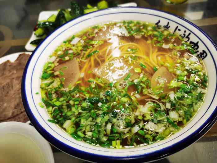 望京牛拉-"这在北京见过的兰州拉面里,绝对有意思.面.