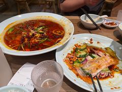 -肖四女乐山跷脚牛肉(滨江天街店)