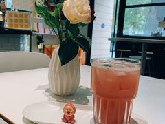 蜜桃乌龙茶-双风车咖啡馆 Twin Windmills(六道口店)