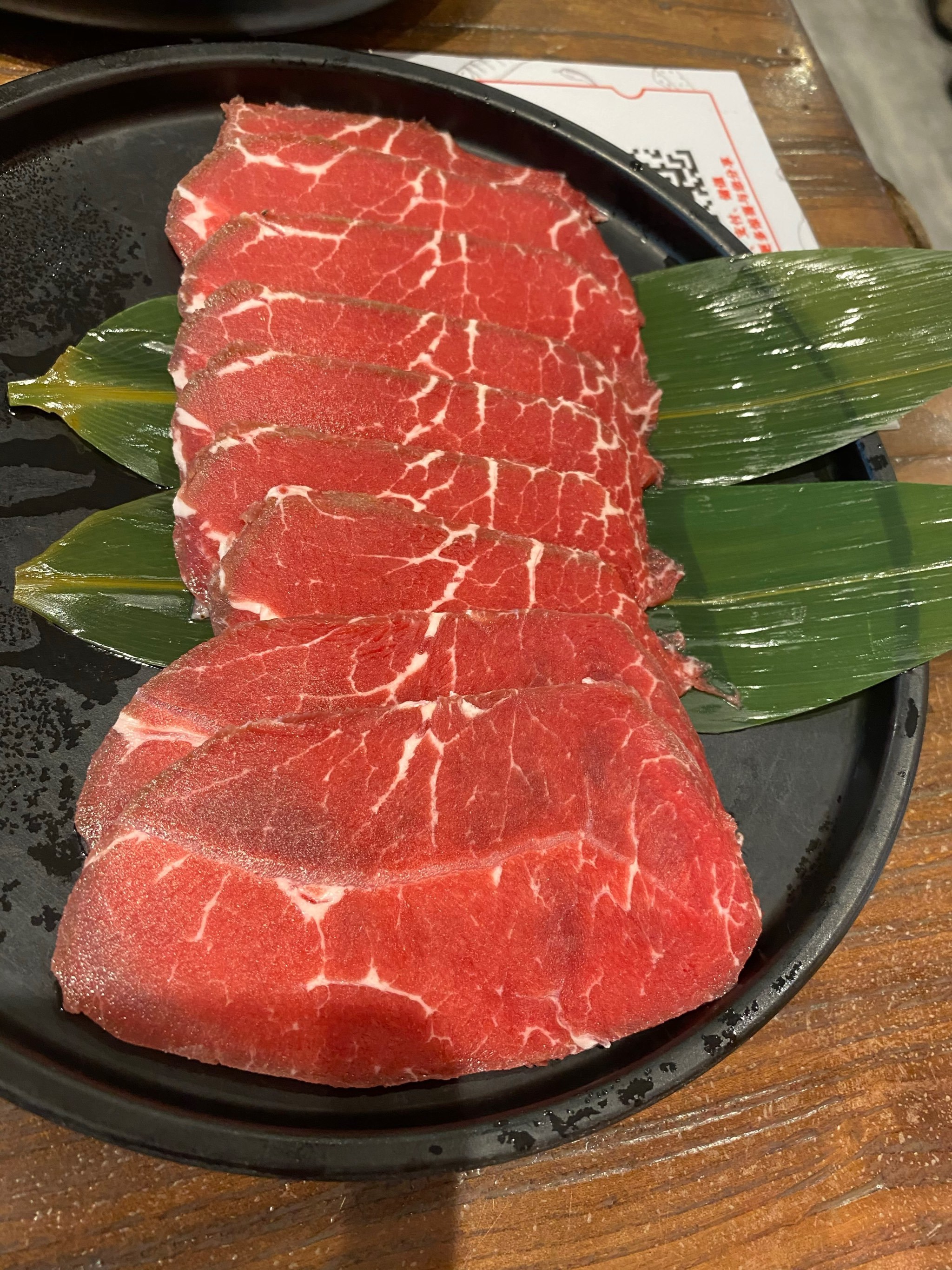 「黑牛牡蛎肉」沾着海盐吃口感很好 九田家