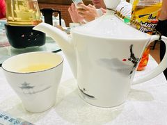 -梅龙镇酒家(南京西路总店)