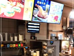 -麦当劳(红旗路店)