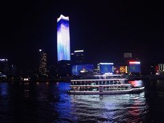 -黄浦江游览十六铺3号码头网红自助餐