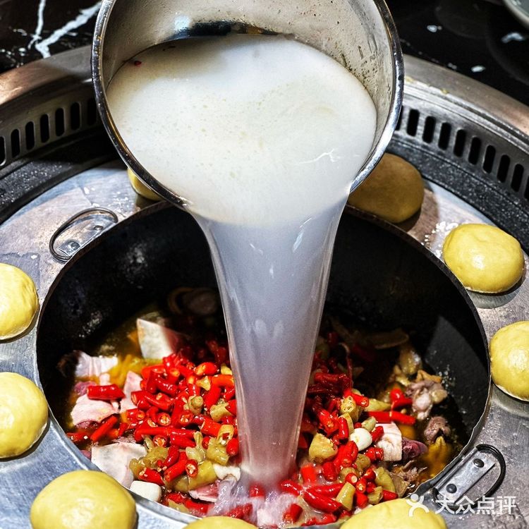 💥风靡长沙的地道柴火鸡，烟火气十足