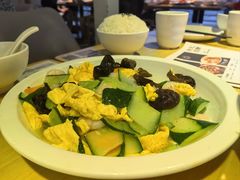 -关东小磨东北菜(上海长风大悦城店)