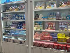 -名创优品(山东青岛华润万象城店)