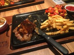 -必胜客(中大银泰店)