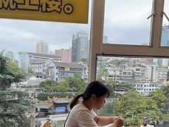 -包整·丝娃娃(一览甲秀楼风景店)