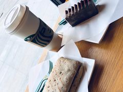 -星巴克(天津工华道智慧山店)