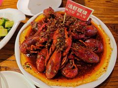 -霸气大叔干锅鸭头·龙虾烧烤·川菜·赛事直播(三里屯店)